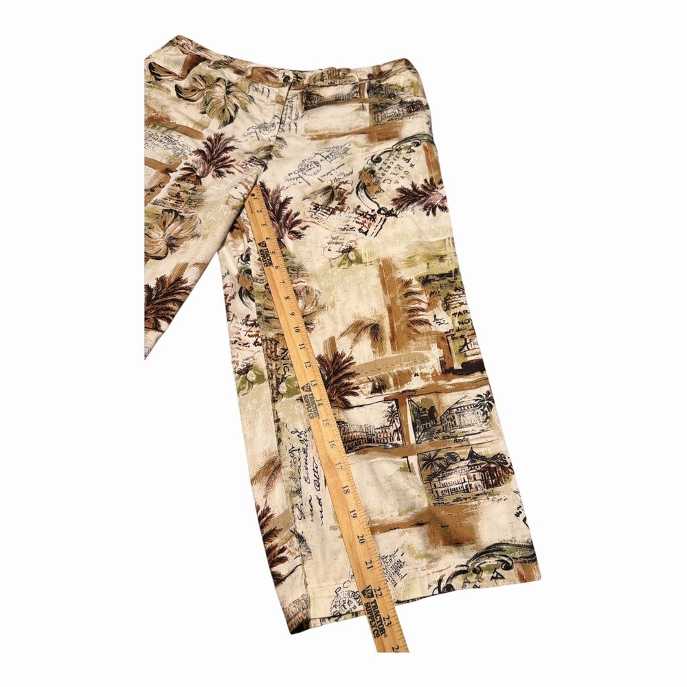 Chicos Travel Print Tropical Cropped Pants Size 3 High Rise XL Safari Resort - Picture 3 of 10